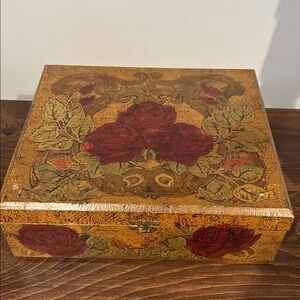 Antique Flemish Art Pyrography Carved Rose Floral Leaf Box…as is